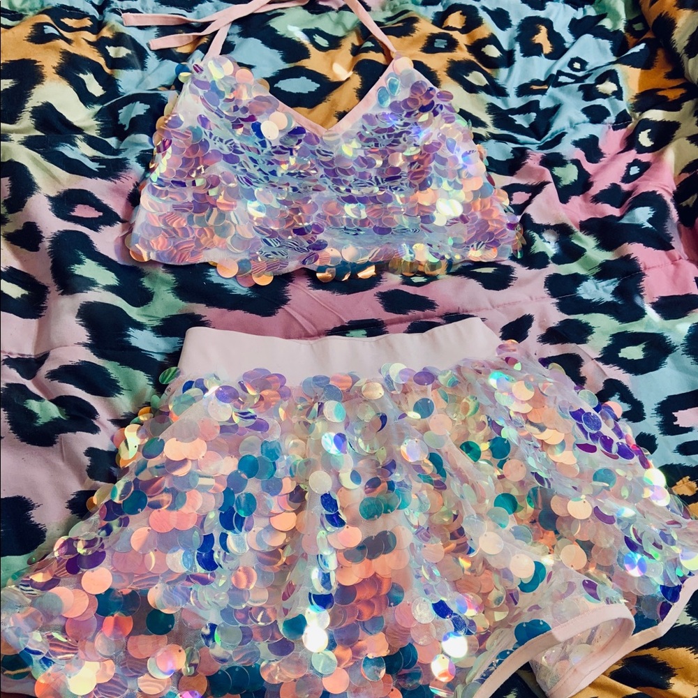 Totally cute 2 pc iHeartRaves outfit *sz m*